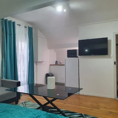 Joli Studio/bourget/cdg/paris *